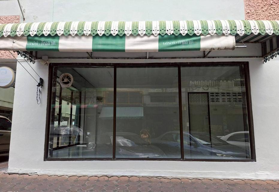 ขายคอนโด ชั้น 1 ห้องมุม ซอยลาดพร้าว 121 ใกล้เดอะมอลล์บางกะปิ (N.1847) 3