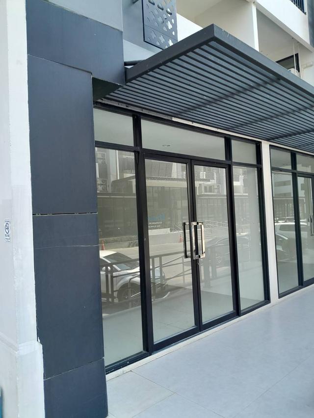 ให้เช่าพื้นที่ร้านค้า 2