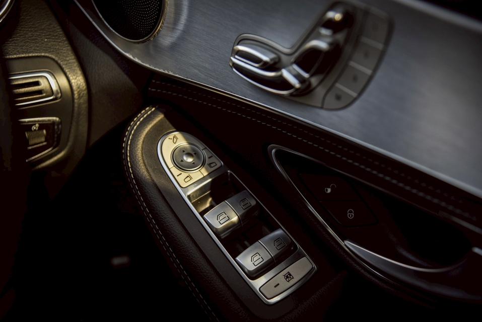 รหัสรถ CBL9198 Mercedes-Benz C180 Avantgarde [W205] AT 2015 14
