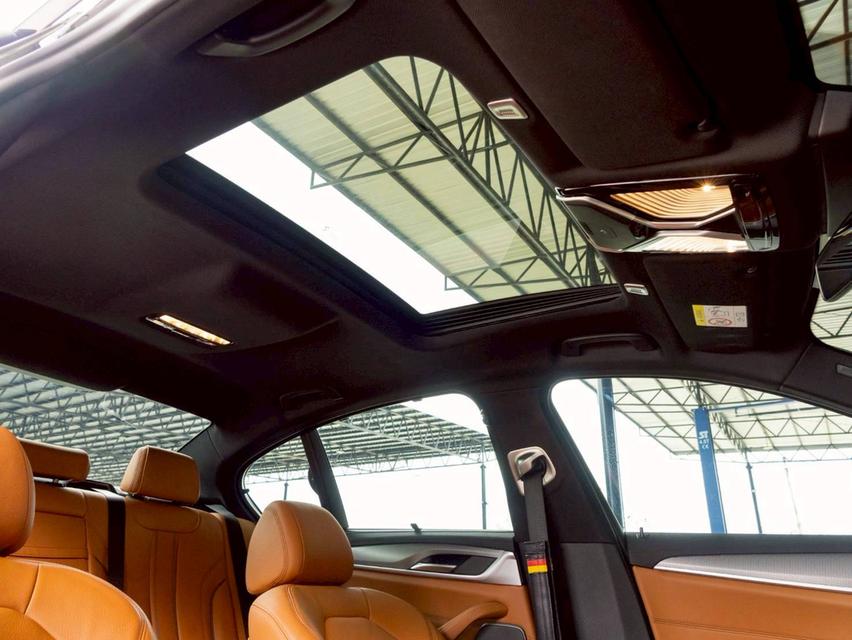 BMW 530e 2.0 M Sport Plug-in Hybrid ปี จด 2020 12