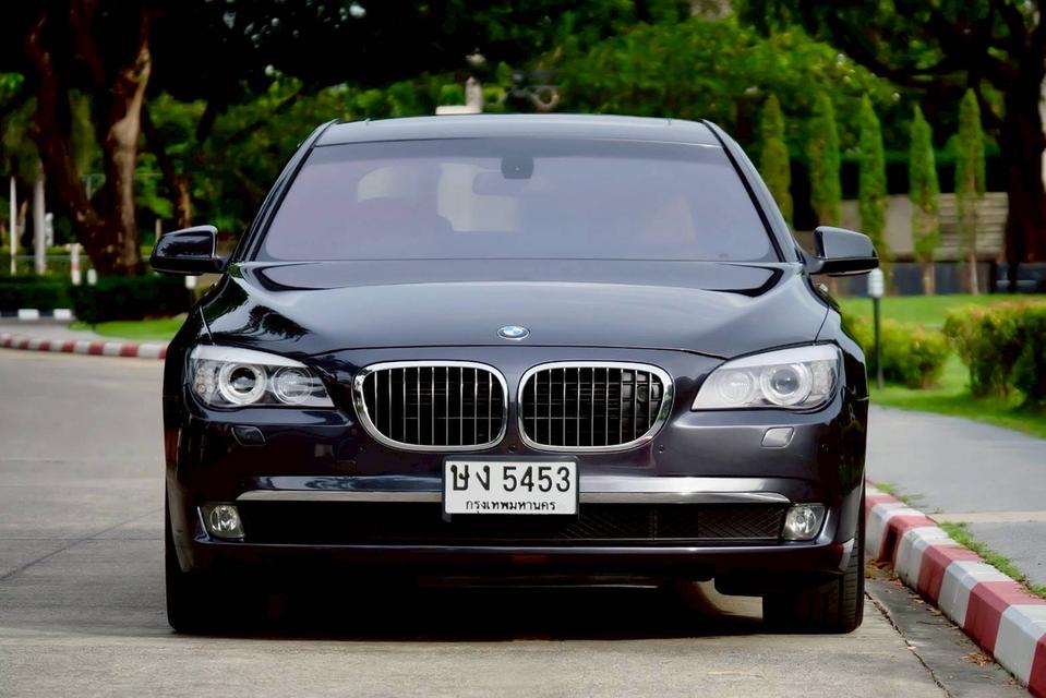 รหัสรถ PR5453 Bmw (F02) 730li Long Wheelbase ปี 2011
