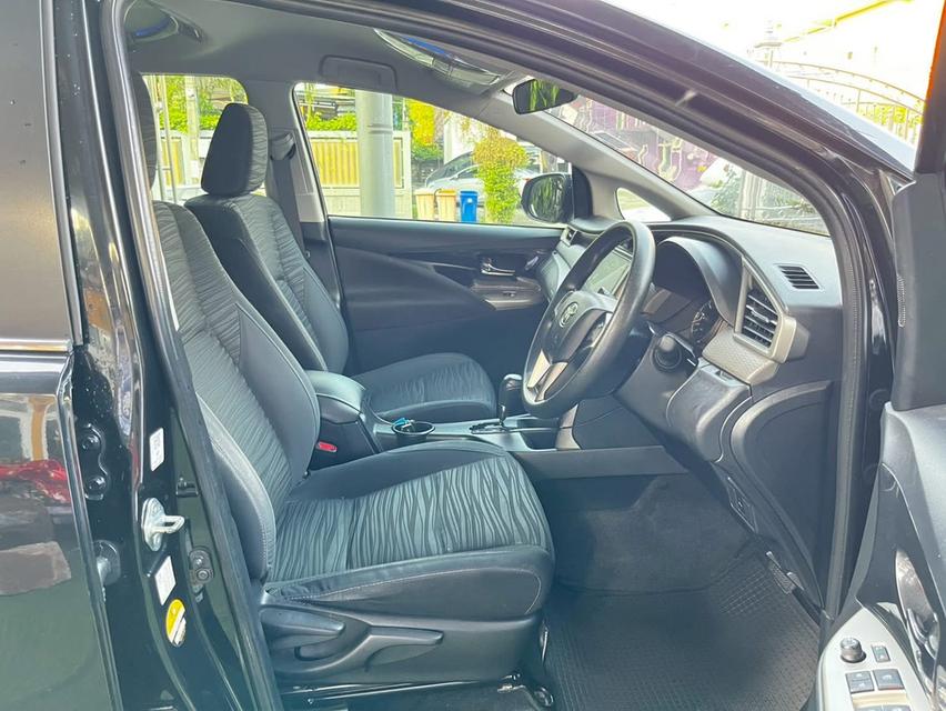 TOYOTA INNOVA CRYSTA เครื่อง2.8cc. AUTO ปี 2022  ราคาถูกที่สุด: รูปที่ 12