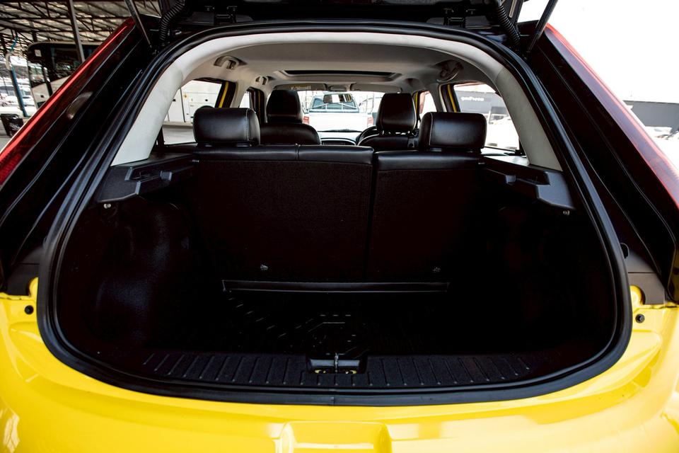 New MG 3 1.5X Sunloof ปี 2019 สีเหลือง มือเดียวป้ายแดง รูปที่ 18