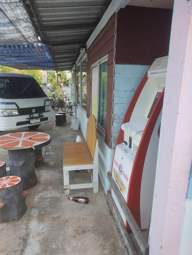 ขายบ้านพร้อมกิจการ ขนส่ง ถ่ายเอกสาร ฯลฯ และโรงสี บ้าน 3ห้องนอน 2 ห้องน้ำ ออฟฟิต ห้องโถง ครัว เป็นที่ดิน สองแปลง บ้าน 250ตารางวา โรงสี 275 ตารางวา ขาวร 11