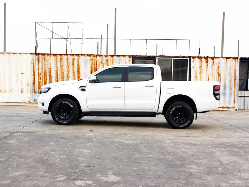 FORD RANGER 2.2 XLT HI-RIDER DOUBLE CAB ปี 2019 เกียร์ AUTO เครื่องยนต์ดีเซล สีขาว รถบ้านพร้อมใช้งาน ไมล์เพียง 187,272 km. 8