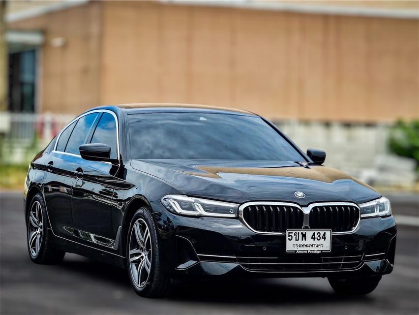 BMW  4