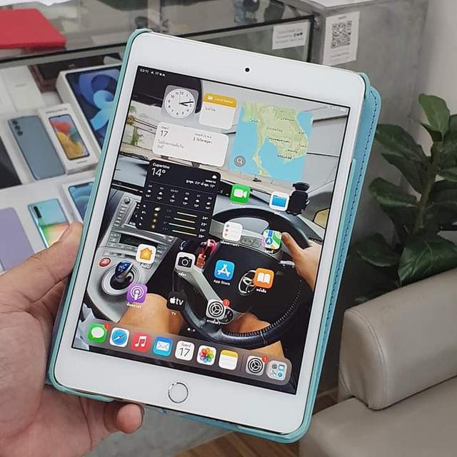 Apple iPad mini 4 3