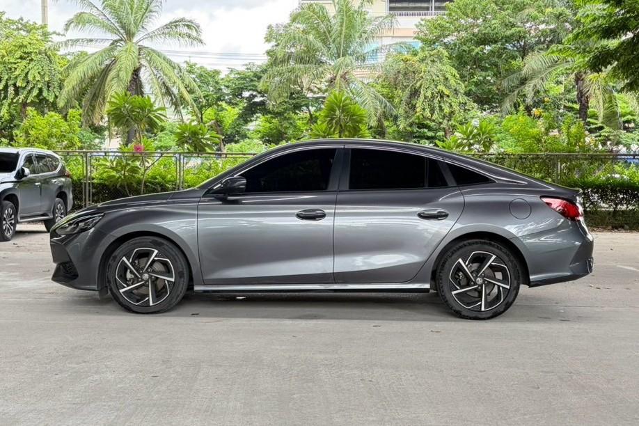 🚗 2021 MG 5 1.5 X Sunroof AT รูปที่ 8