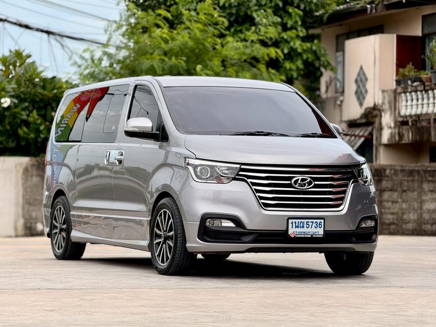 ขาย Hyundai H1 2.5Deluxe ปี18