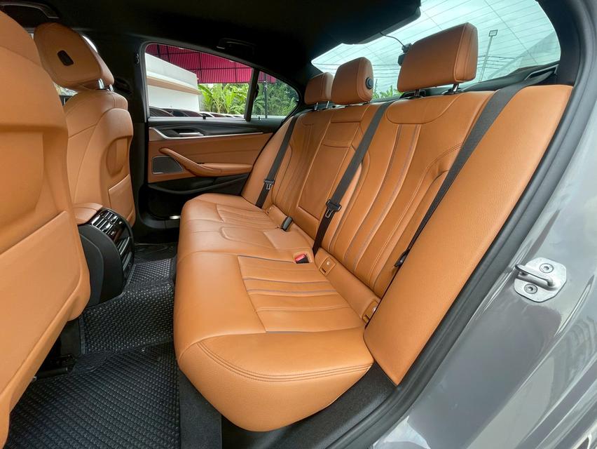 ขาย BMW 520d Msport ปี21 16