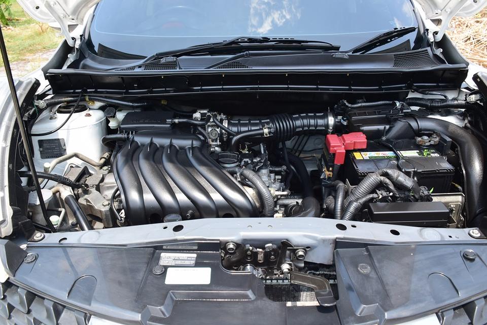 ขายเพียง 240000 บาท ปี15จด16 ฟรีดาวน์ ไมเนอร์เช้น นิสสัน JUKE 1.6ตัวท็อปออฟชั่นส์ เบาะหนังแท้ แอร์จอ พุตสต๊าท ช่วงล่างแน่นๆ โทร0957401229 ไอดีไล UTBP รูปที่ 5