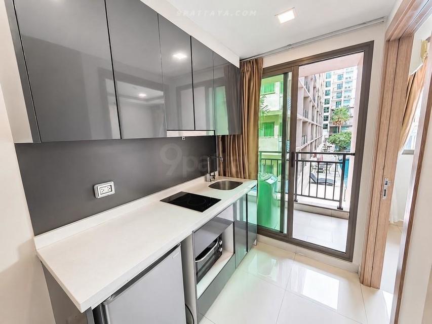 FQ For Sale — Pool View Condo at Arcadia Beach Continental, Central Pattaya • 1 bedroom• 1 bathroom 26 sq.m. Building C Floor 2 Pool view 3