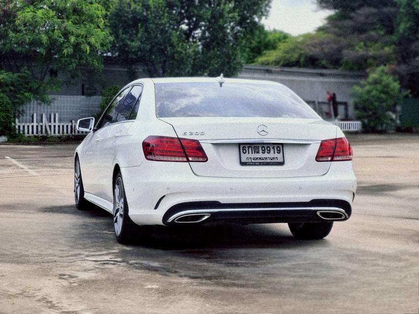 Benz E 200 CGI AMG Package ปี 2014 ไมล์ 14x,xxx km.