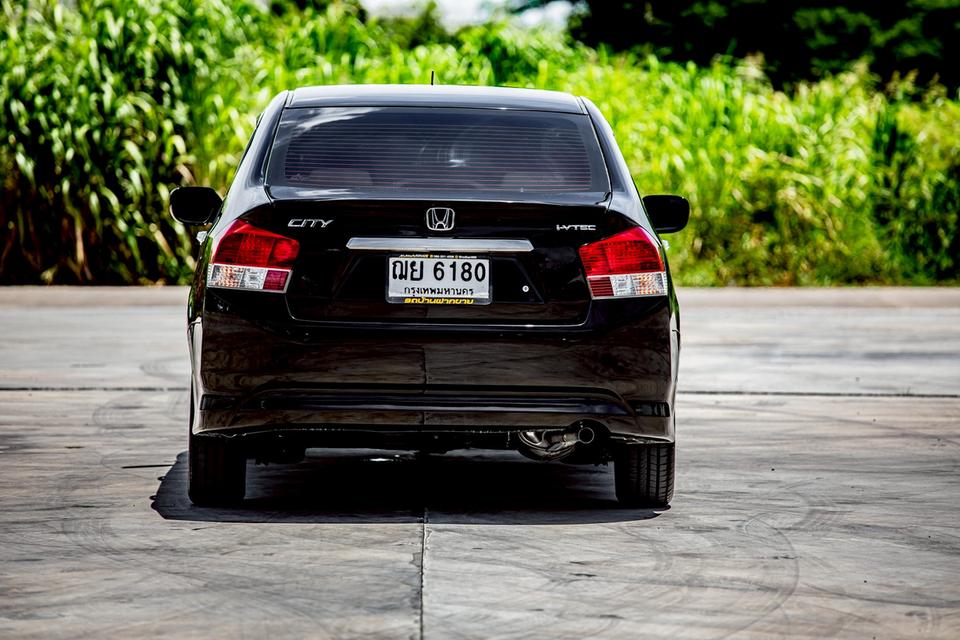 Honda City 1.5V ปี 2009  สีดำ มือเดียวป้ายแดง 6