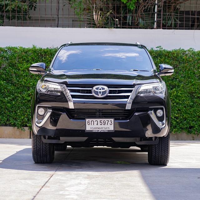 ✨ TOYOTA FORTUNER 2.4 V 2WD AT ปี 2017 ตัว V Top ขับ 2 รูปที่ 3