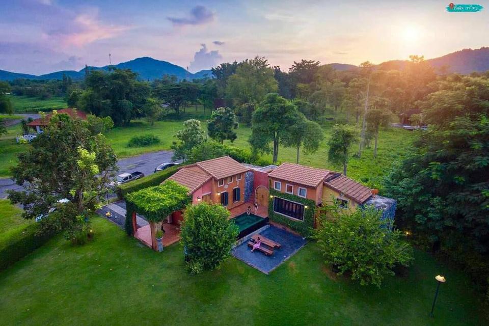 ขายบ้านเขาใหญ่ Private Pool Villa เขาใหญ่ ที่ดิน 310ตร.ว ที่ติดน้ำ สวยมาก ทำเลดีโครงการติดถนนธนะรัชต์ ใกล้มิดวินเทอร์ ดำเนินกิจการต่อได้เลย 0879074045 1
