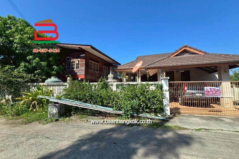 บ้านเดี่ยว ซอยเจ้าพระยา (ใกล้สถานีตำรวจประชาสำราญ) เนื้อที่ 100 ตรว. แขวงคลองสิบสอง เขตหนองจอก 1