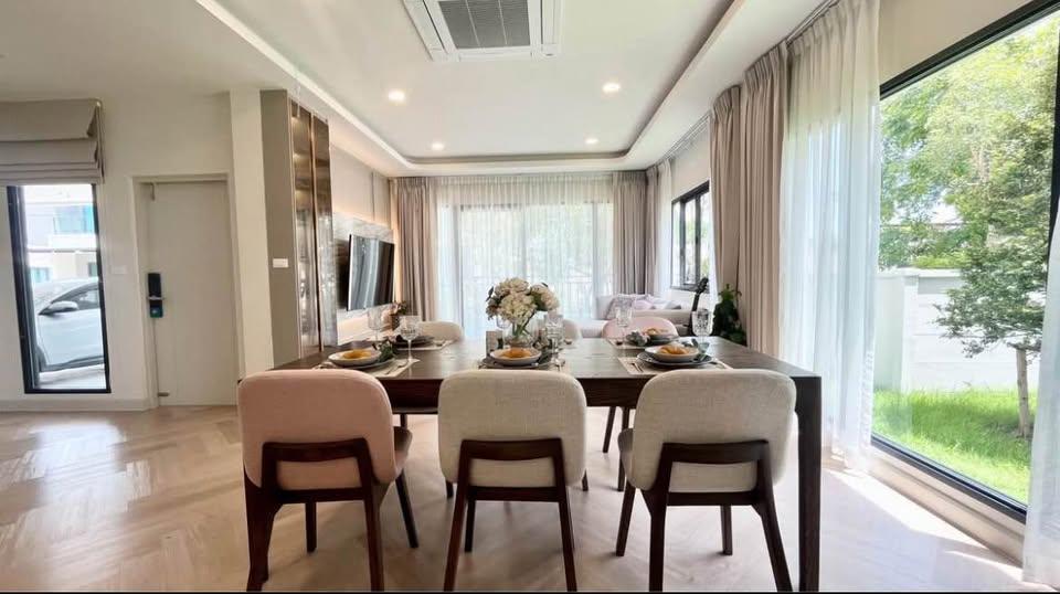 ให้เช่าบ้านเดี่ยวใกล้เมกะบางนา ในโครงการเซ็นโทร บางนา บ้านสวยพร้อมอยู่ 4