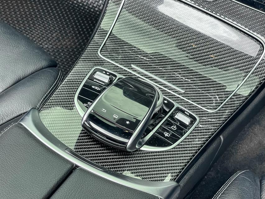Benz C350e Amg ปี18 10