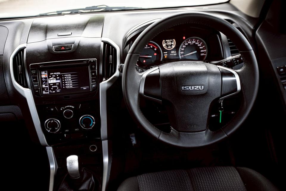 ISUZU D-MAX Hi-lander Cab 1.9 Ddi L ปี 2016 สีขาว ตัวท๊อป สูง 14