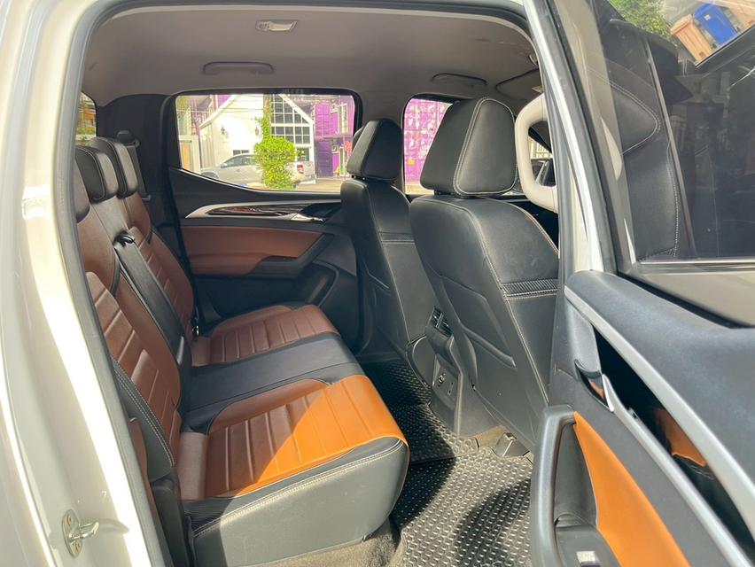 MG Extender 4 ประตู 2.0 GRAND X ปี 2023 เกียร์ออโต้ 10