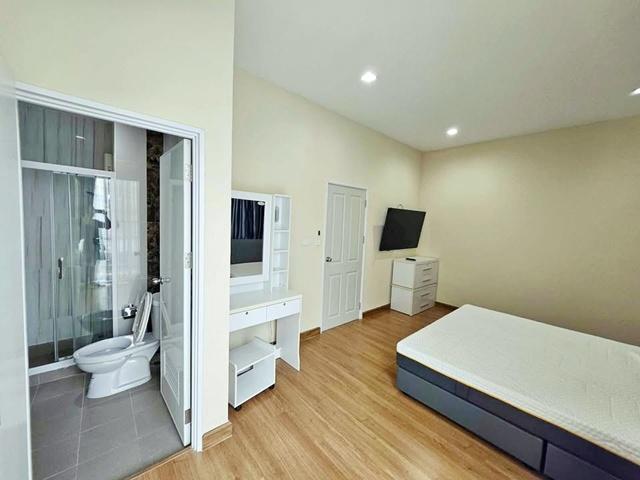 ตลาดสดสมศรี 600 ม. สุขสวัสดิ์-พุทธบูชา โลตัส ประชาอุทิศ ให้เช่าทาวน์เฮ้าส์สุดหรู 2 ชั้น 4นอน 3 น้ำ 22 ตร.วา. 180 ตร.ม.. 3