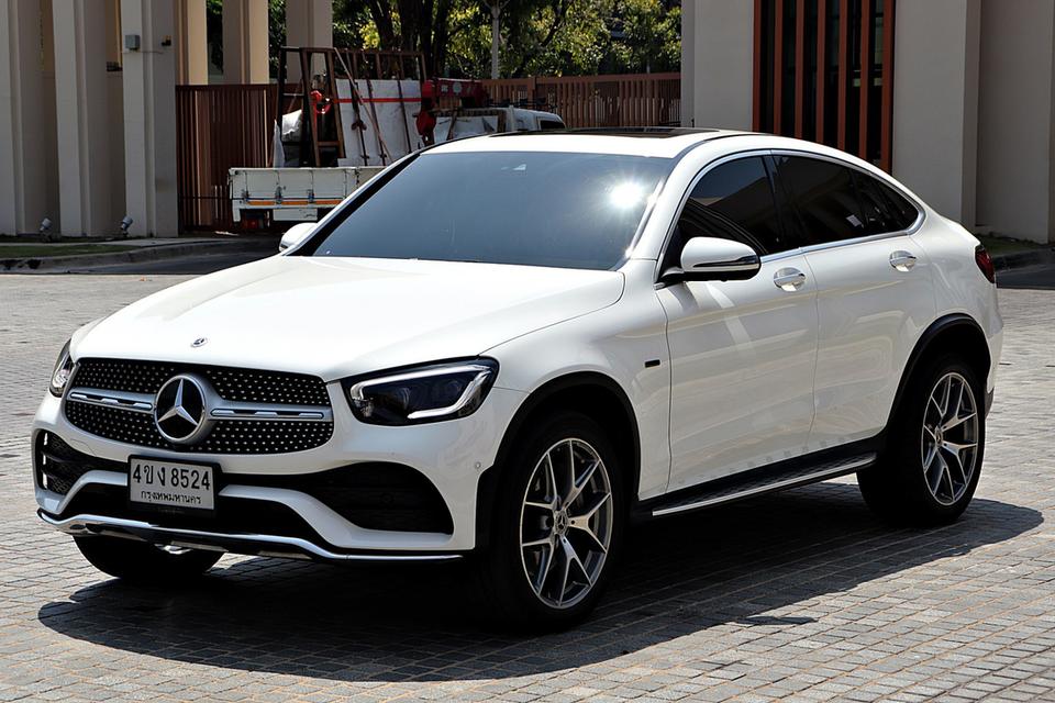 GLC300e 2.0 AMG Dynamic 4Matic 4WD 3