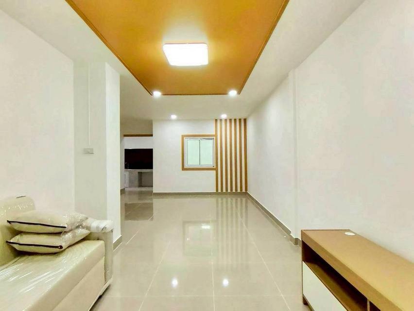 หมู่บ้านบัวทอง4      6