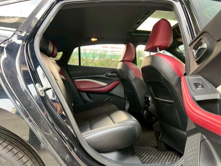 MG5 1.5X Sunroof 18