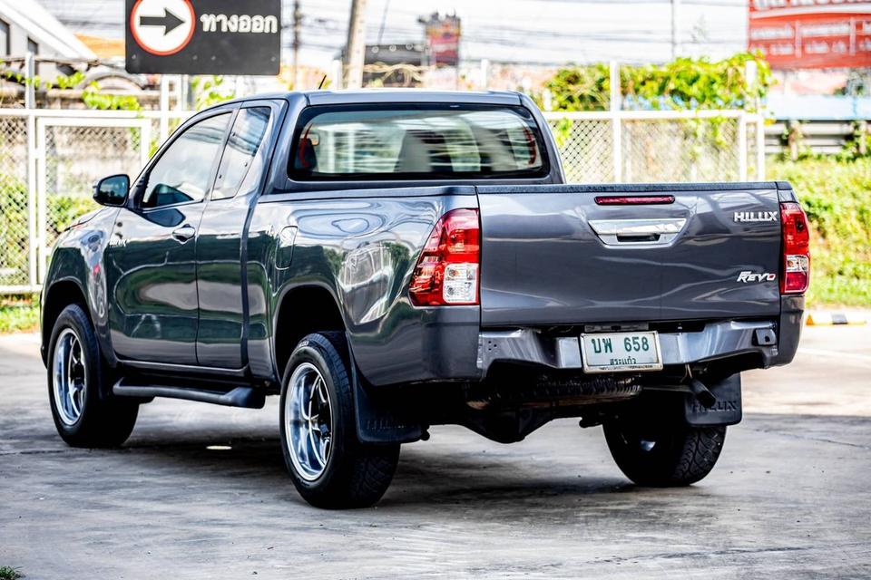 TOYOTA HILUX REVO 2.4 E PLUS PRERUNNER SMART CAB ปี 2019 สีเทา มือเดียวป้ายแดง 9