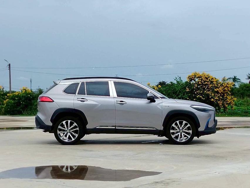 Toyota Cross 1.8 Hybrid Premium  safety สีเทา  ปี 2020  ออโต้  6