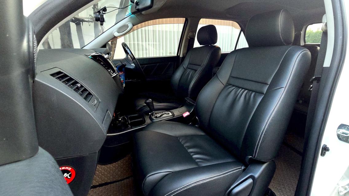 รหัสรถ WB36 Toyota Fortuner 2.5V A/t (Minorchange ตัวสุดท้าย ล้อดำ ภายในดำ ) ปี  2015 4