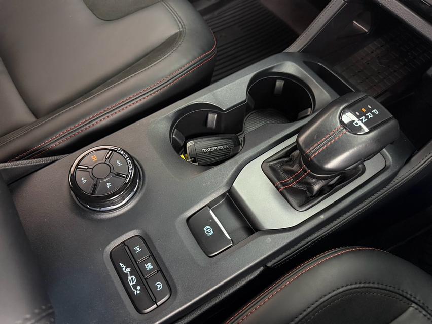 FORD RANGER, 3.0 RAPTOR ECOBOOST 4WD โฉม DOUBLE CAB สีส้ม เกียร์ออโต้ 10 สปีด มือเดียวป้ายแดง ปี2022 🚀🚀 เลขไมล์ 73,000 km.✅✅ราคา 1,218,000 บาท🏦🏦 รูปที่ 12