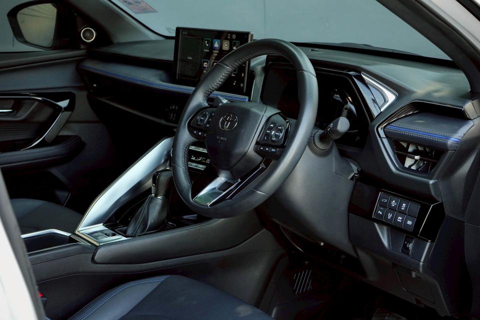 รหัสรถ CBL4022 TOYOTA YARIS CROSS 1.5 HEV Premium Luxury AT 2024 รูปที่ 11