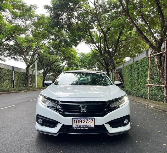 ขายHonda Civic 1.8EL ปี18 6