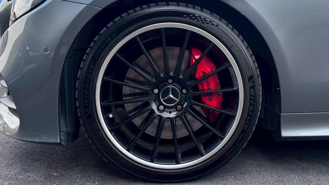 รหัสรถ TPV3749 BENZ E300 2.0 AMGปี : 2017 9