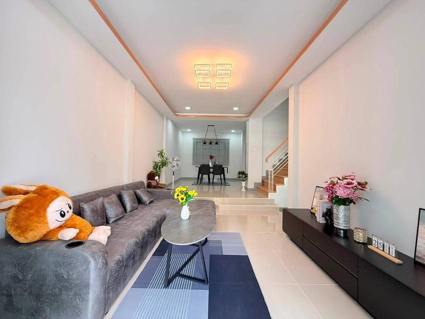 ขายบ้านทาวน์เฮ้าส์ 2 ชั้น 22 ตรว. หมู่บ้านรื่นฤดี 5 ถนนหทัยราษฎร์ คลองสามวา ฟรีเฟอร์นิเจอร์ ตกแต่งสวย 3