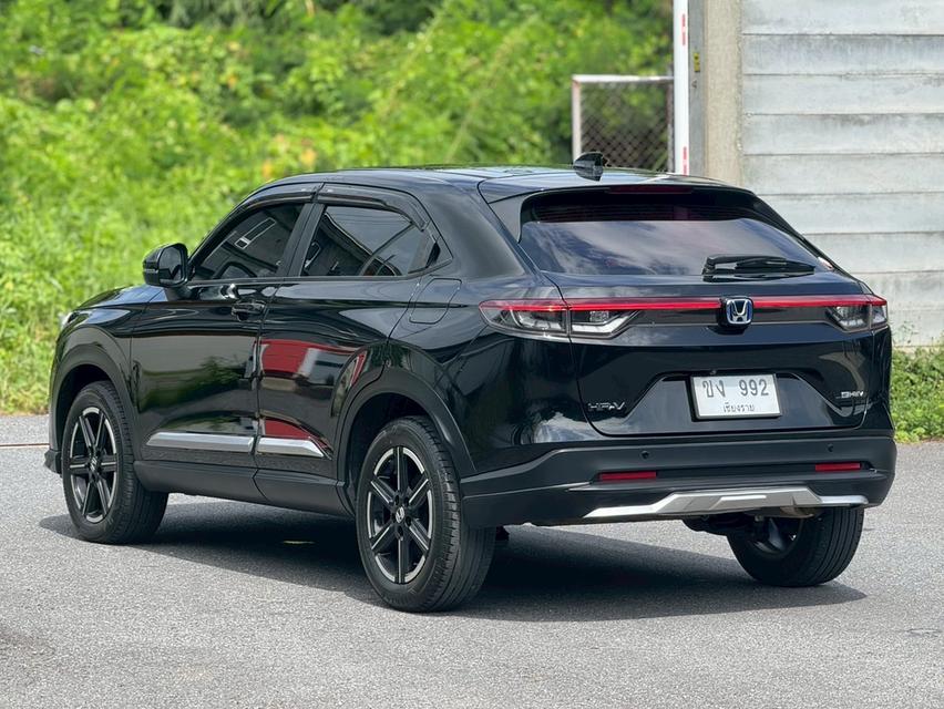 HONDA HRV Wagon 4dr E:HEV E-CVT FWD 1.5i (Hybrid) Y23 สีดำ ออโต้ 8