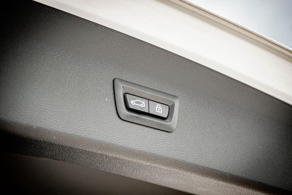 BMW X1 sDrive20d xLine 2.0 F48 AT ปี 2021 รูปที่ 10