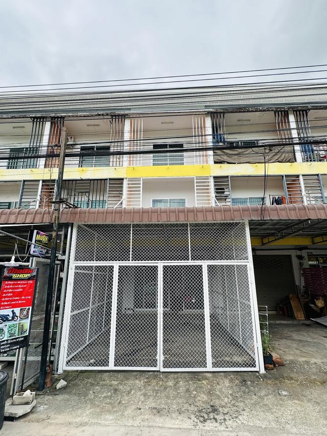 ถูกมากก!! ตึกแถว ทำเลทอง 3 ชั้น 20ตรว. ม.แฟมิลี่ทาวน์ (ใกล้ตลาดนาป่า) 9