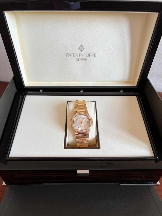 Patek Philippe Nautilus Ladies7010/1R-011 รูปย่อยที่ 2