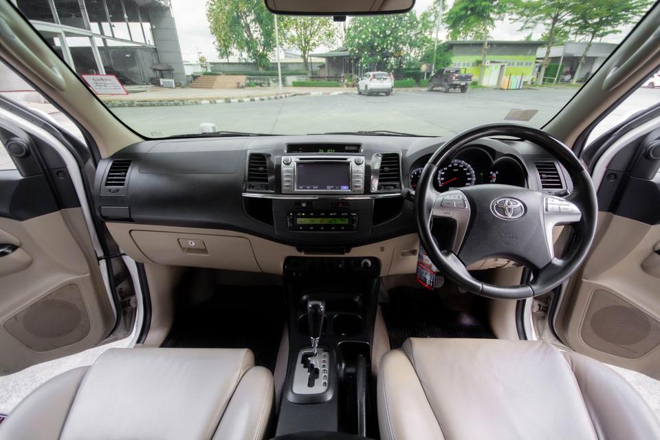 Toyota Fortuner 2.7V เบนซิน แก๊ส ปี2014 AT 6