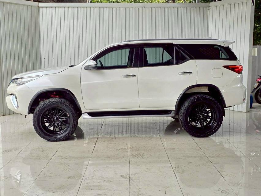 TOYOTA FORTUNER มือสอง ปี 2019 รูปที่ 13
