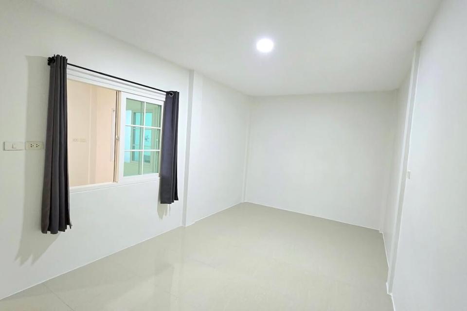 ทาวน์เฮ้าส์ เฟื่องฟ้า16 เทพารักษ์ หนามแดง 7