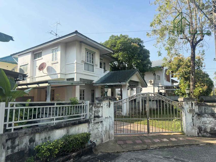 หมู่บ้านปรีชา สุวินทวงศ์ มีนบุรี หลังมุม 3