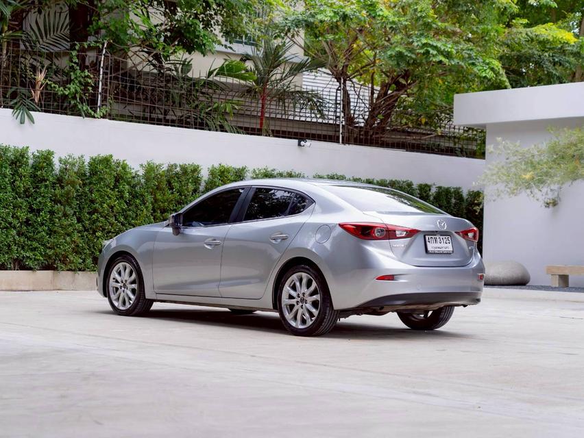 Mazda 3 2.0 S ปี 2015 มีประกันเครื่องเกียร์แถมให้  7