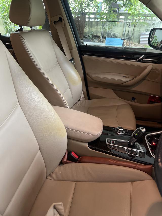 รถยนต์ BMW X3 ปี 2012 รถบ้าน ใช้มือเดียวตั้งแต่ออกป้ายแดง ไมล์ 71570 ใช้น้อบ เข้าศูนย์ BMW ตลอด ประกันชั้น 1 ยังเหลือ 10 เดือน เพิ่งเปลี่ยนช่วงล่าง 6