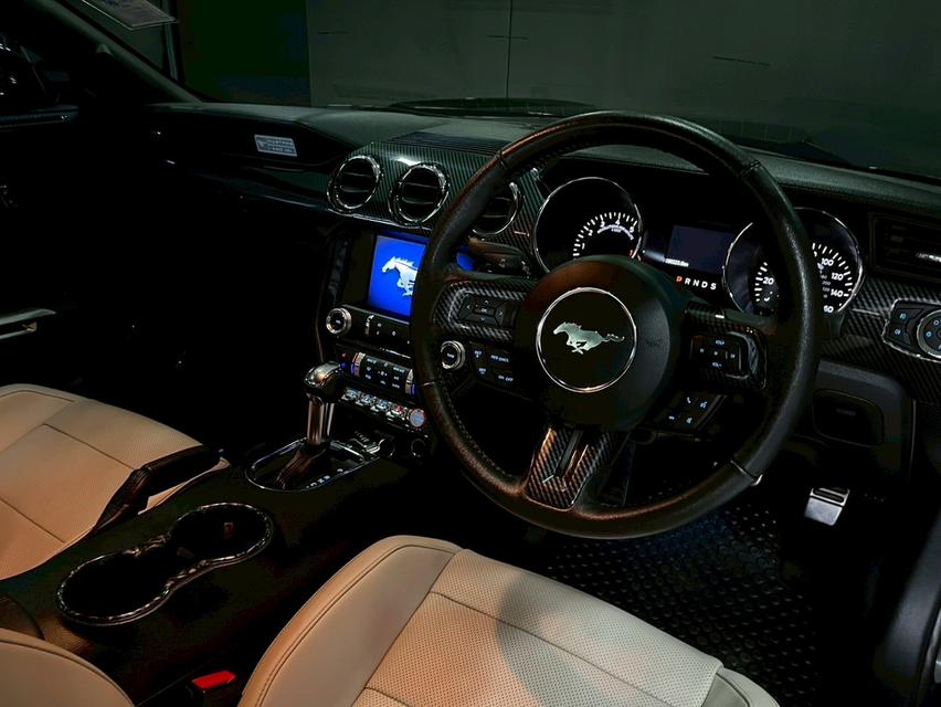 Ford Mustang 2.3 EcoBoost Coupe เลขไมล์เพียง 66,xxx Km. สีดำดุดัน ปี 2016 ภายใน Two-Tone หายากกกมากกก 13