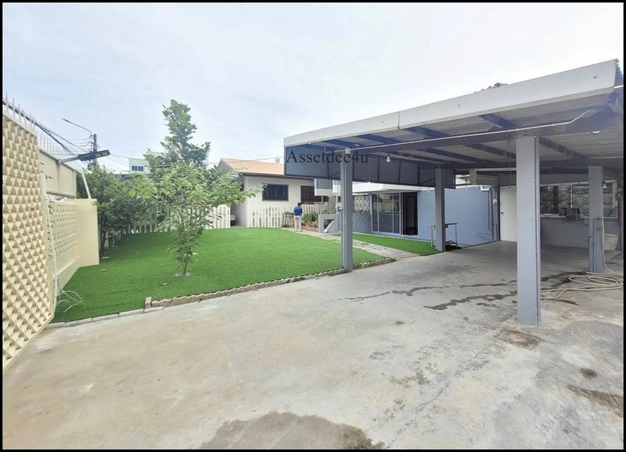 AH590 ให้เช่าบ้านเดี่ยวหลังใหญ่ เนื้อที่ 95 ตร.ว. ย่านพระรามเก้า ใกล้เดอะไนน์ จดบริษัทได้ 2