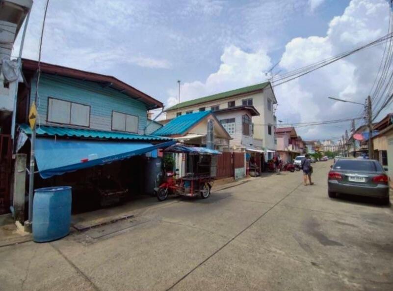 ขายบ้าน 2 หลัง ในแปลงเดียว หมู่บ้านรัตนโกสินทร์ 200 ปี ปทุมธานี 3